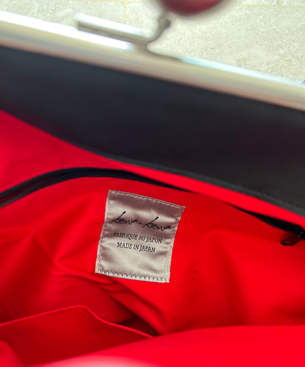 Kawa Kawa Kisslock Crossbody Leather Bag (L)