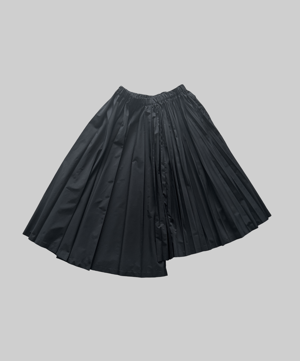 Black Comme des Garcons SS22 2-way asymmetrical pleated skirt