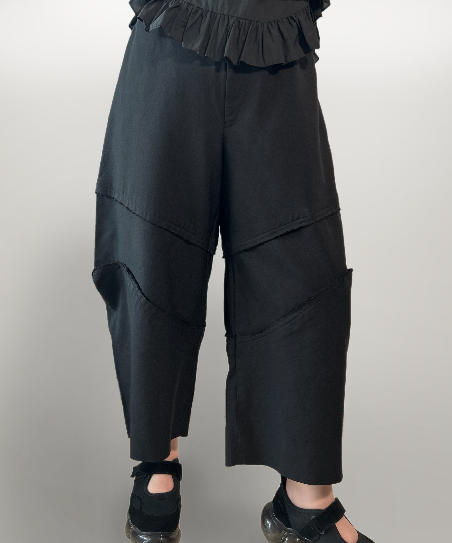 BLACK Comme des Garcons 2022 Elasticated Armour Cutout Pants