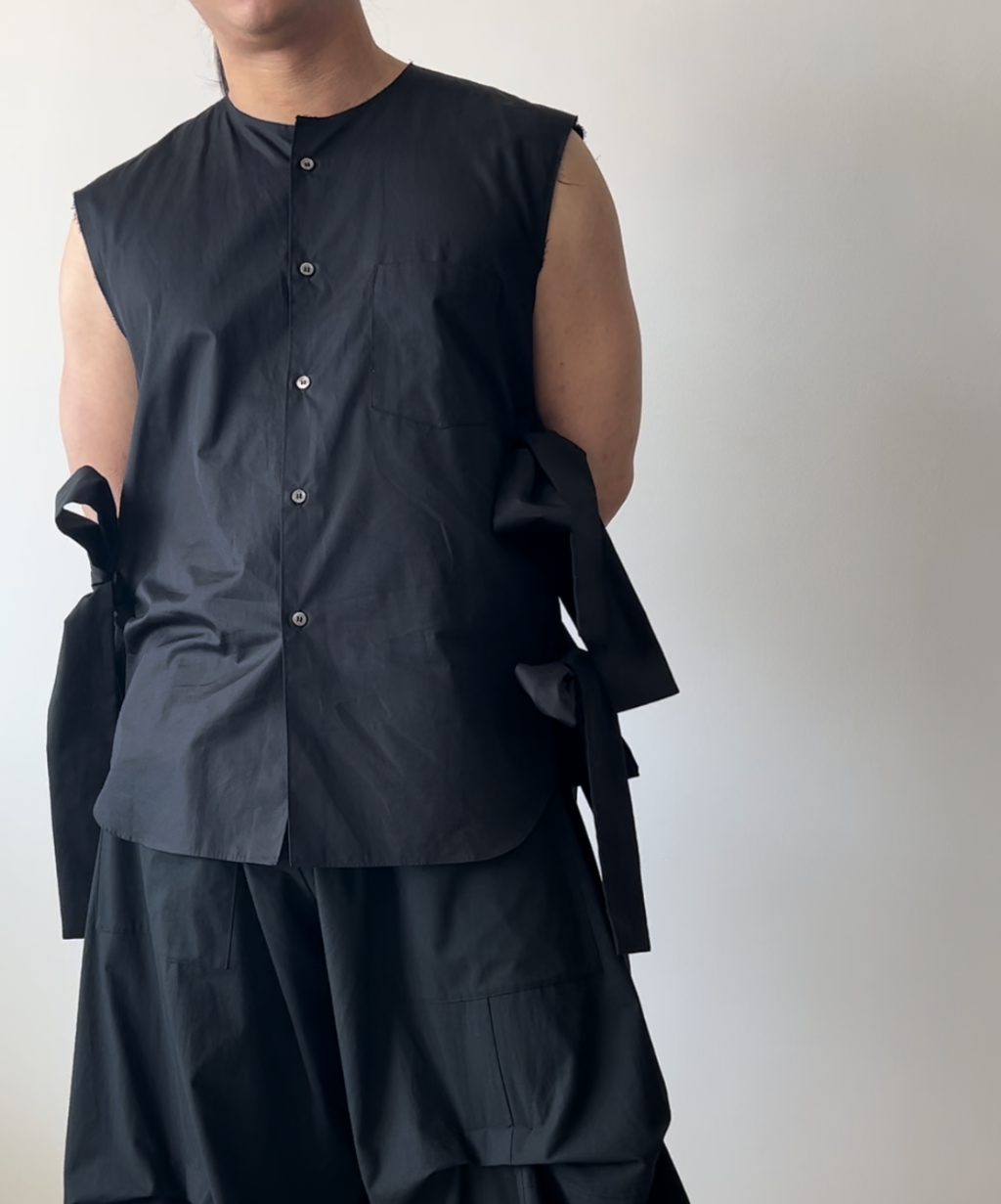 Comme des Garçons Homme Plus SS25 Bow Tie Sleeveless Shirt (Black)