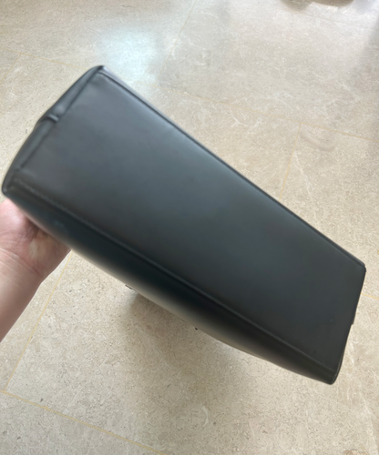 Gucci 90s (Tom Ford era) Metal Handle Shoulder Bag (s)