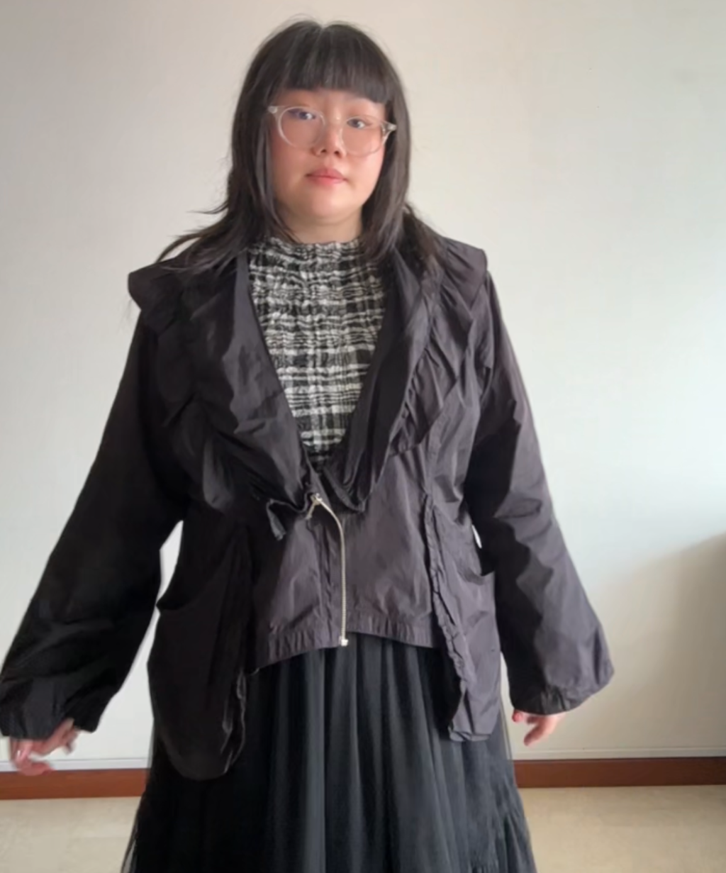 Hebbeding Ruffle Collar Light Jacket