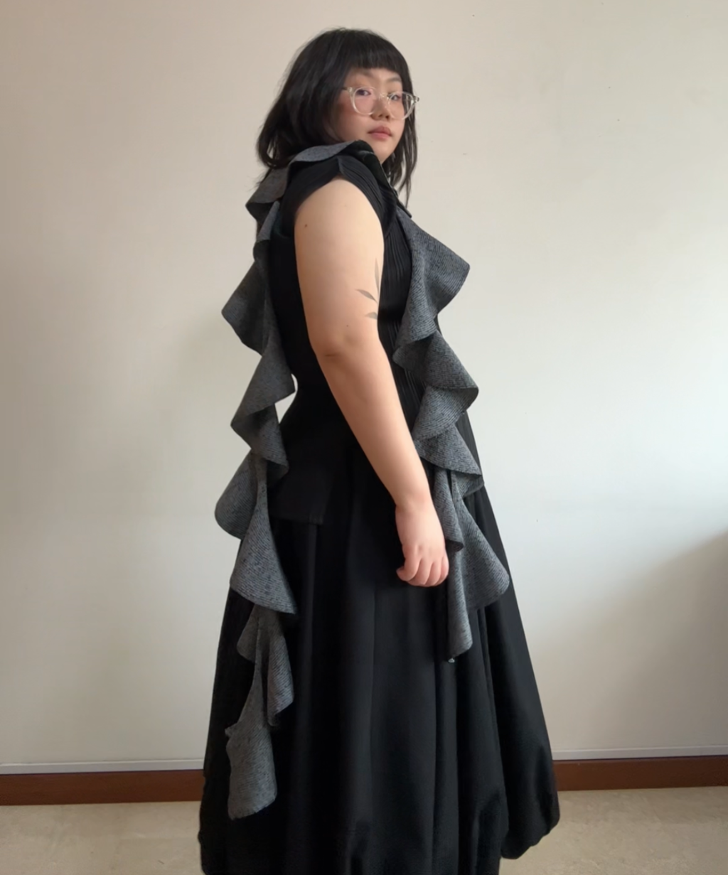 Issey Miyake HAAT frill knit scarf