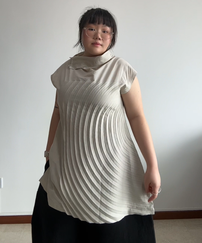 Issey Miyake SS25 Cotton Curve Pleated Blouse