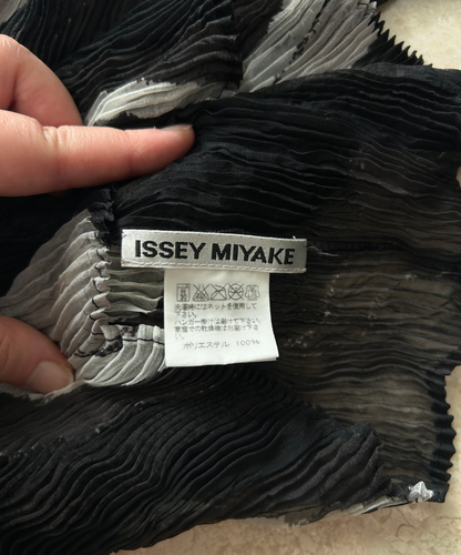 Issey Miyake Chiffon Twist Pleats Milky Way Print Top