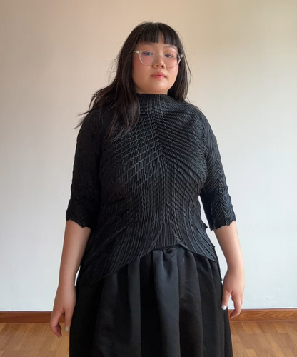 Issey Miyake White Label Arrow Pleats 3/4 Sleeve Top