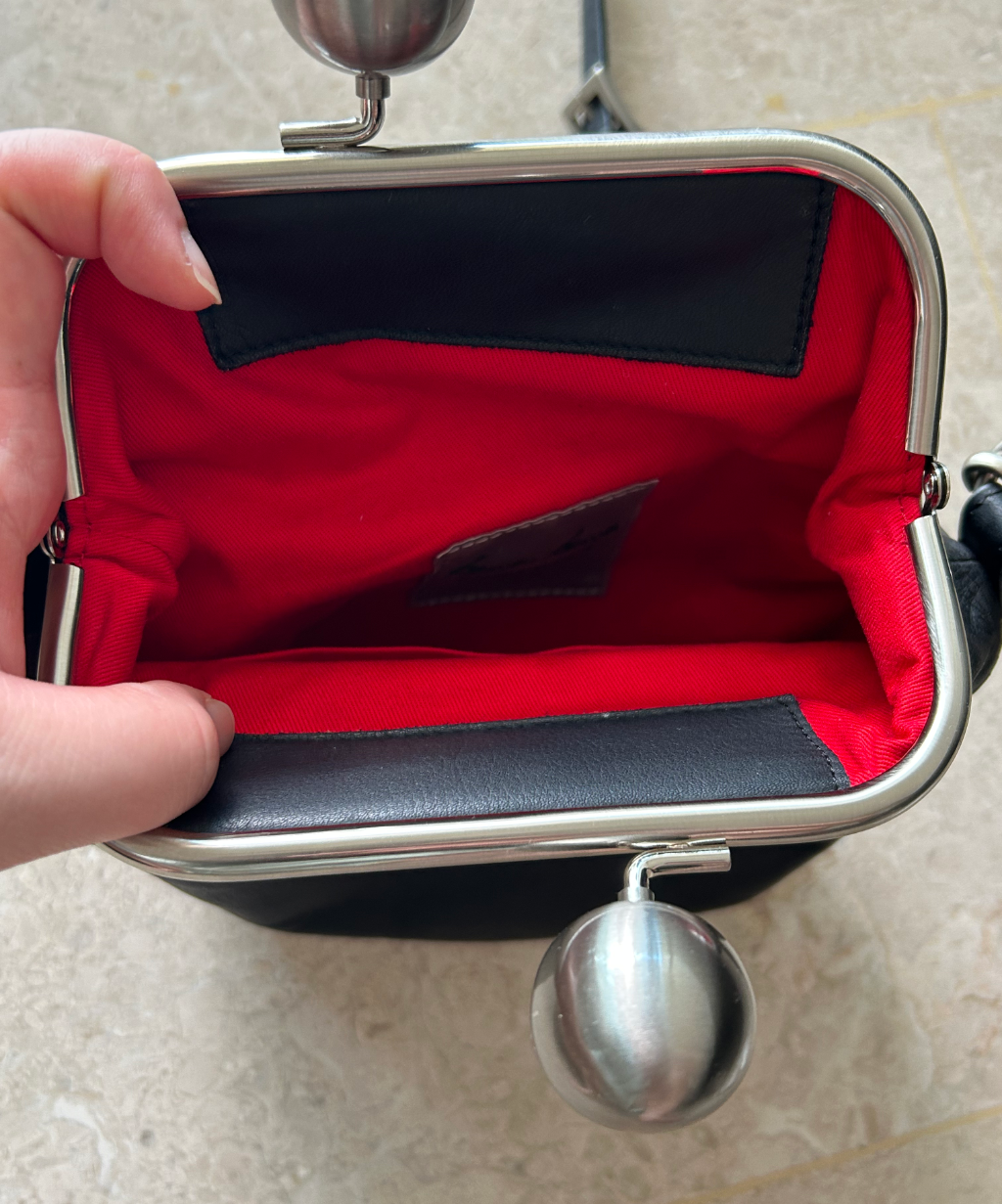 Kawa Kawa Kisslock Crossbody Leather Bag (S)