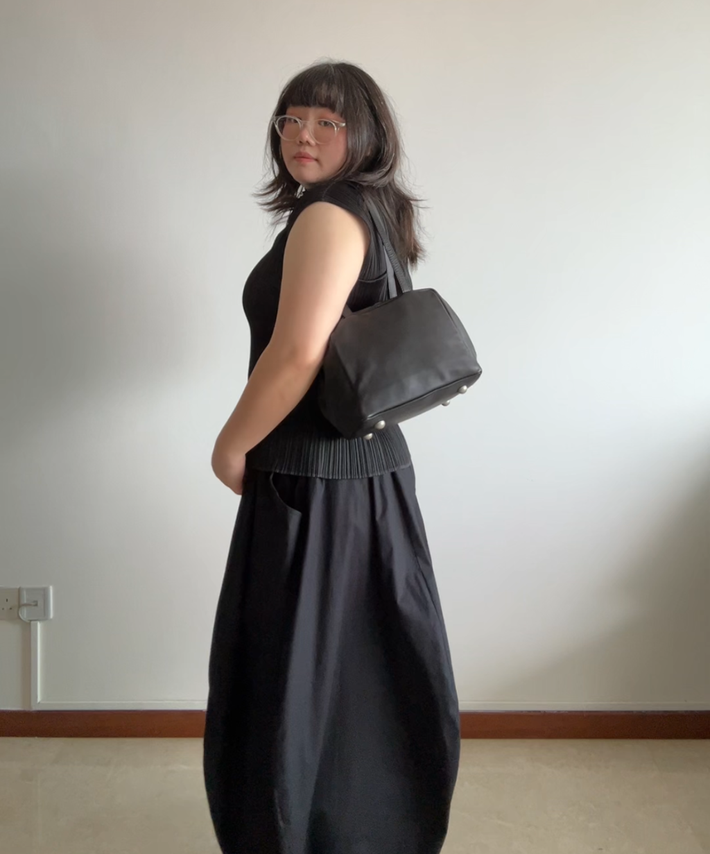 Kawa Kawa Kisslock Leather Cube Shoulder Bag