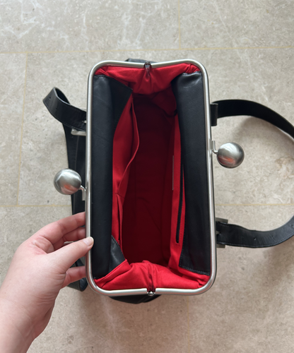 Kawa-kawa kisslock adjustable strap leather shoulder bag