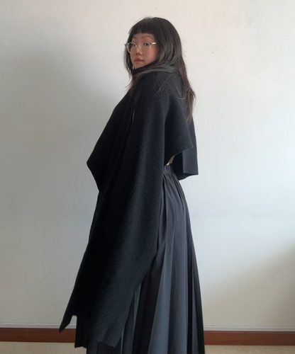 Limi Feu Cropped Lambwool Sweater Scarf