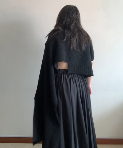 Limi Feu Cropped Lambwool Sweater Scarf