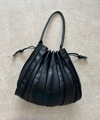 Lupo Pleated Accordion Leather Shoulder Bag