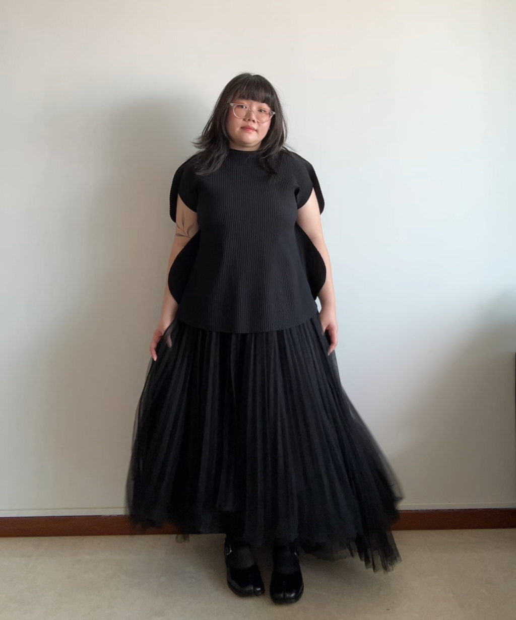 Me Issey Miyake Dogu Sleeve Pleated Top