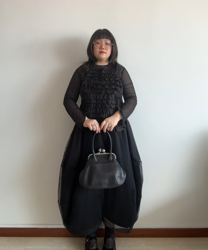 Michiamo Kiss Lock Leather Purse