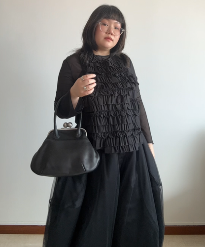 Michiamo Kiss Lock Leather Purse