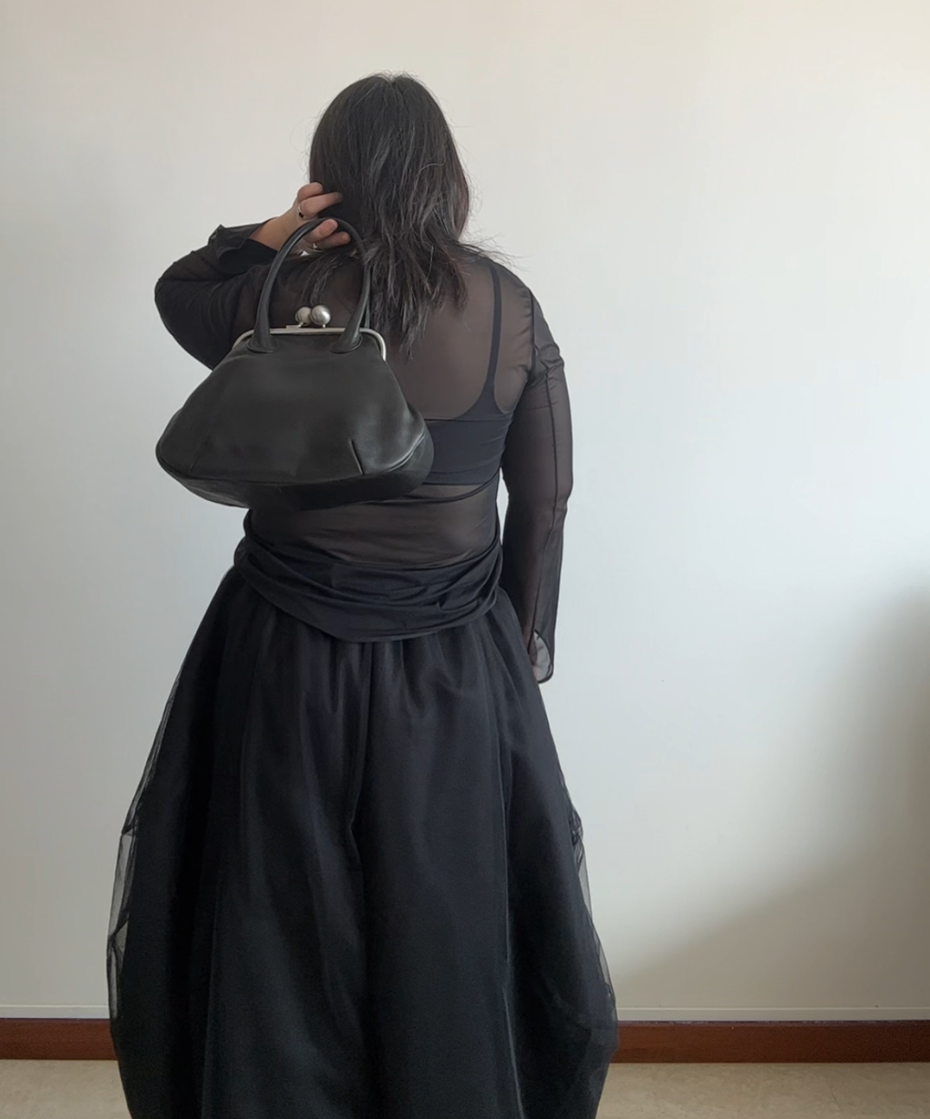Michiamo Kiss Lock Leather Purse