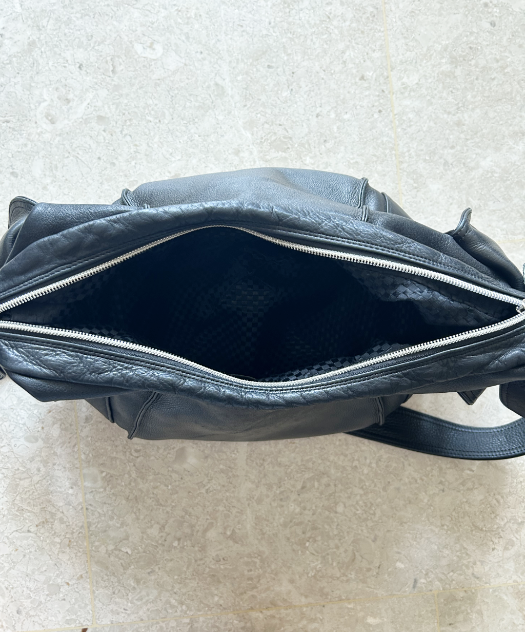 Michiamo Crossbody Slouchy Bag