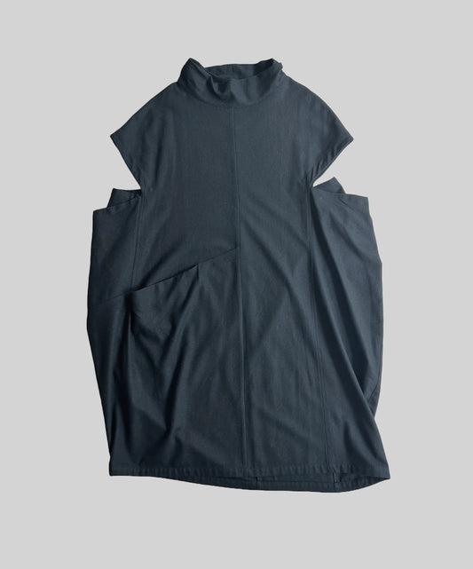 Moyuru Cutout Sleeve Balloon Dress