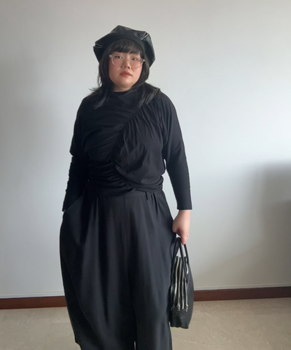 Not Conventional Beret with Zip and Lace Details