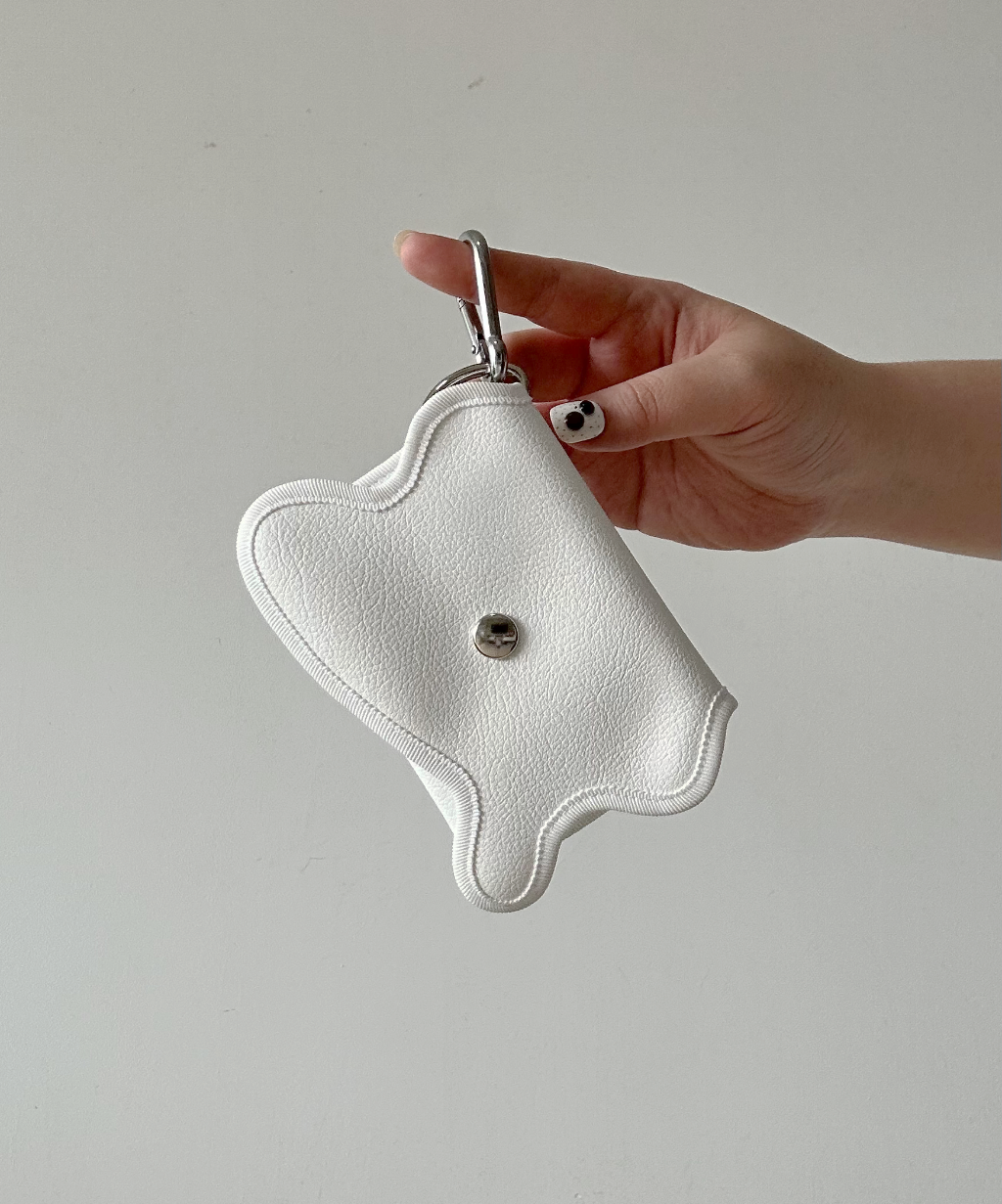 Nori Enomoto Wave Purse White