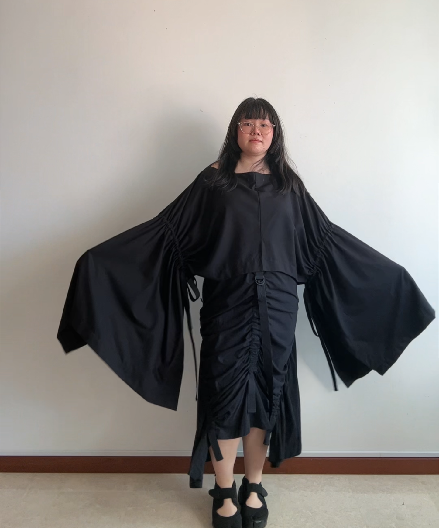 Not Conventional 2-way Shirring Poncho