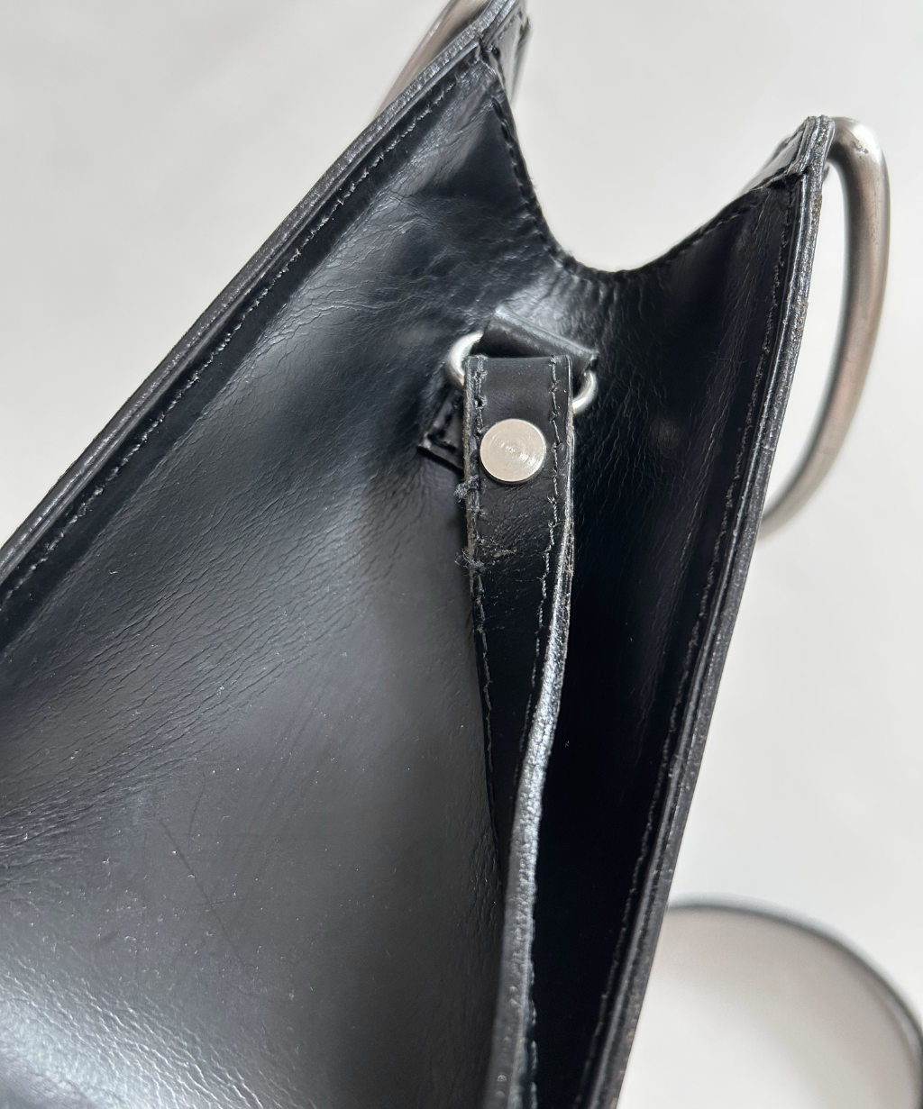 Y`saccs Yohji Yamamoto 2-way Metal Handle Leather Bag