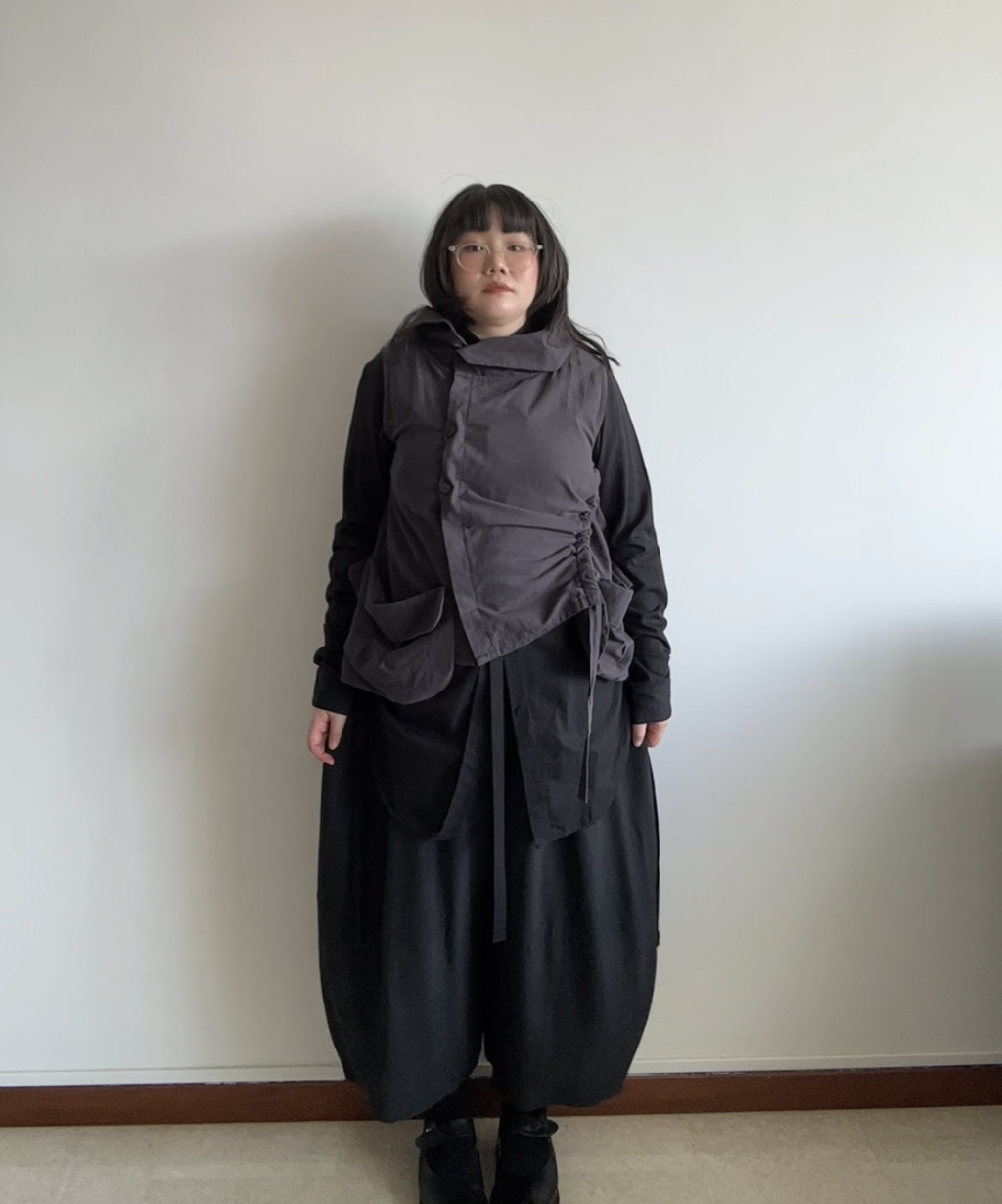 Jiu Sensounico 2-way Asymmetrical High Neck Vest