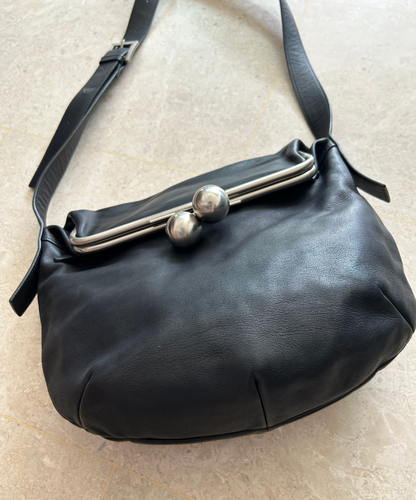 Kawa Kawa Kisslock Crossbody Leather Bag (L)