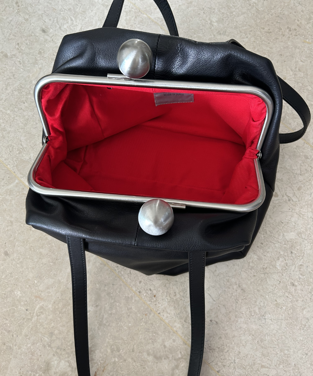 Kawa Kawa Kisslock Leather Cube Shoulder Bag