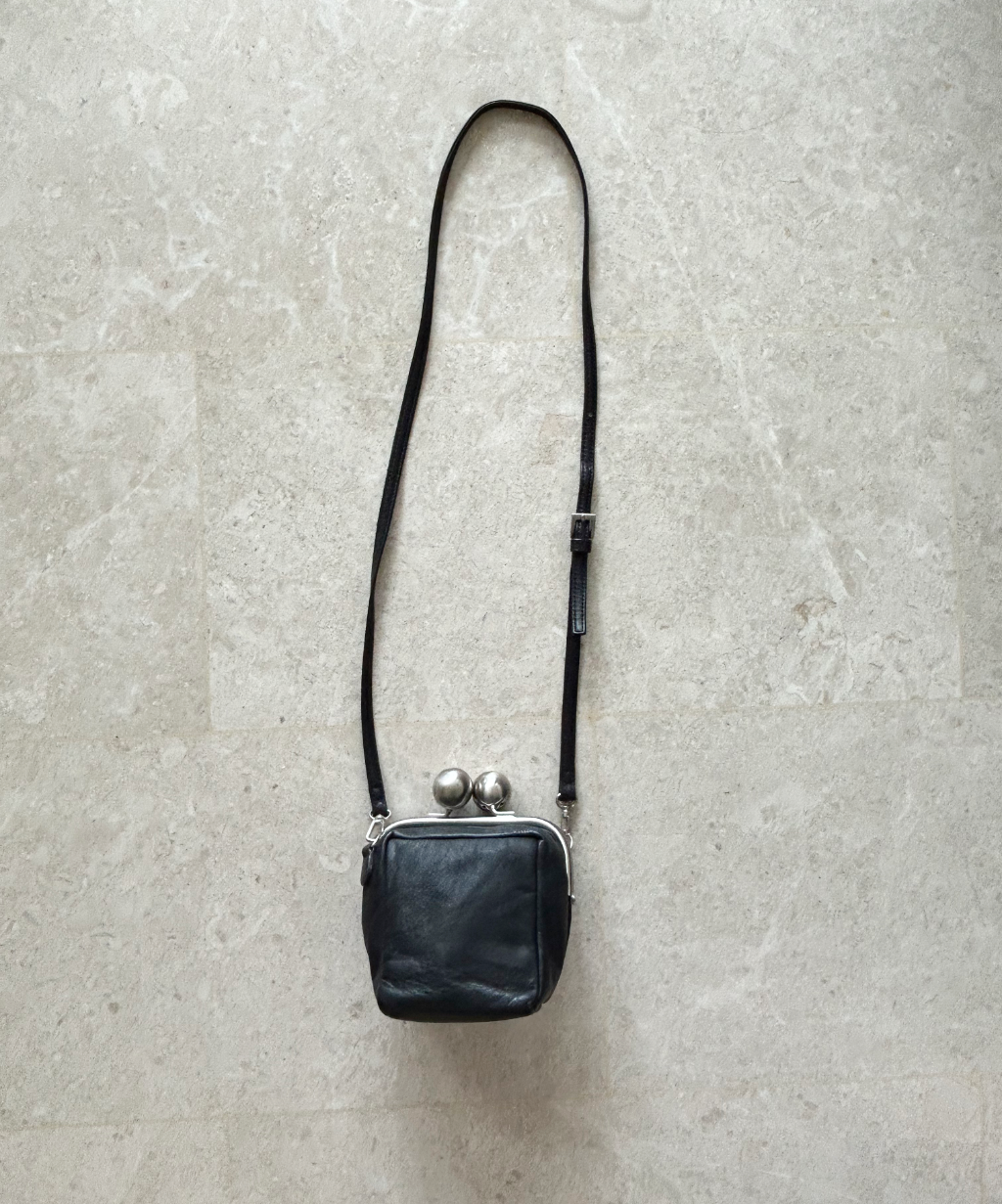 Kawa-Kawa Kiss Lock Clasp Mini Crossbody Bag