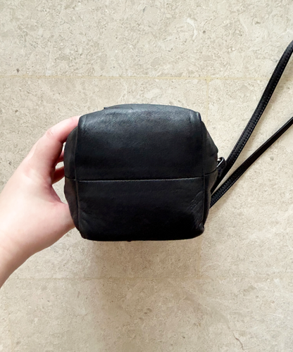 Kawa-Kawa Kiss Lock Clasp Mini Crossbody Bag