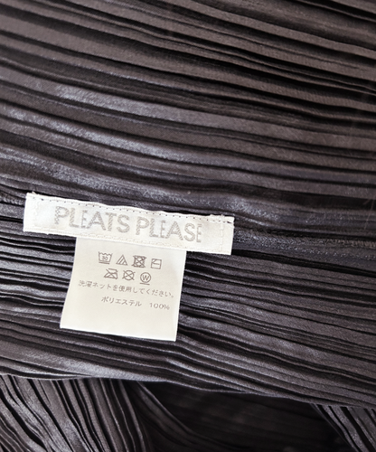Pleats Please Basic Madame-T Shawl