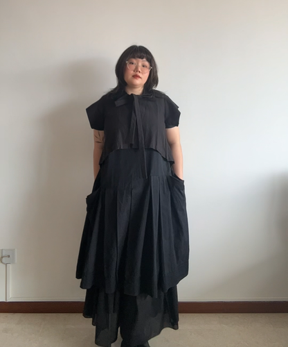 Moyuru Pleated Midi Dress