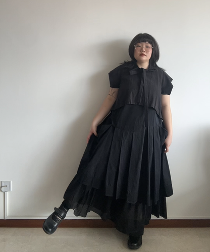 Moyuru Pleated Midi Dress