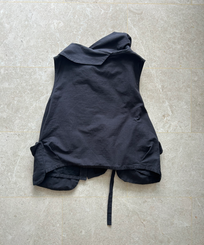 Jiu Sensounico 2-way Asymmetrical High Neck Vest